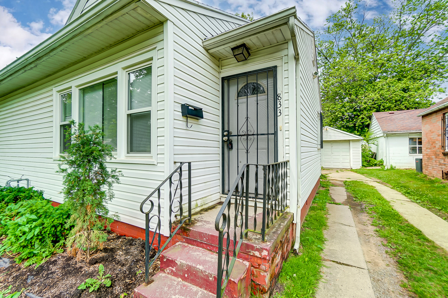 Property thumbnail image